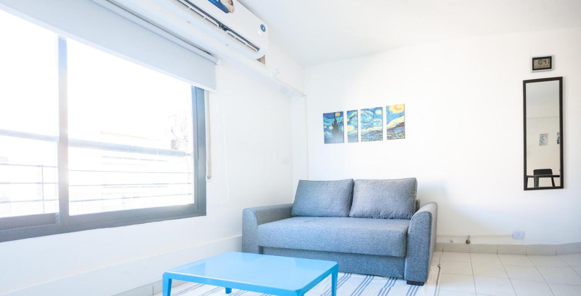 Canada 2 Dorm Apartment *